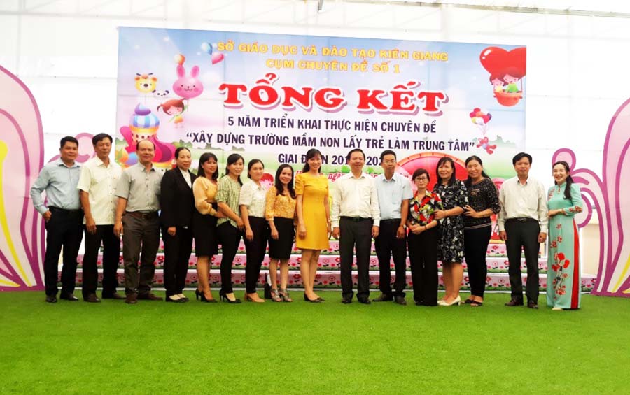Thiết bị đồ chơi Trí Việt tham dự hội nghị cụm Kiên Giang